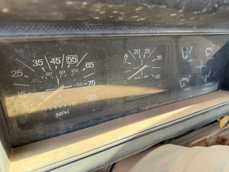 1984-ford-f700-image-7