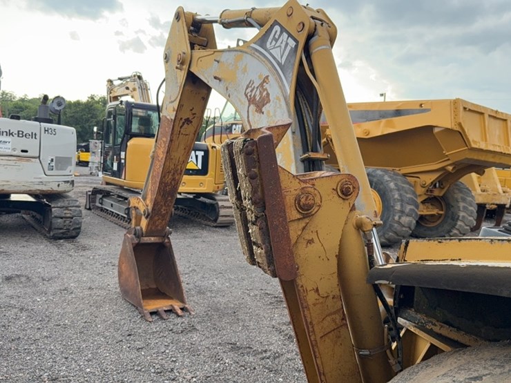 caterpillar-416c-image-9