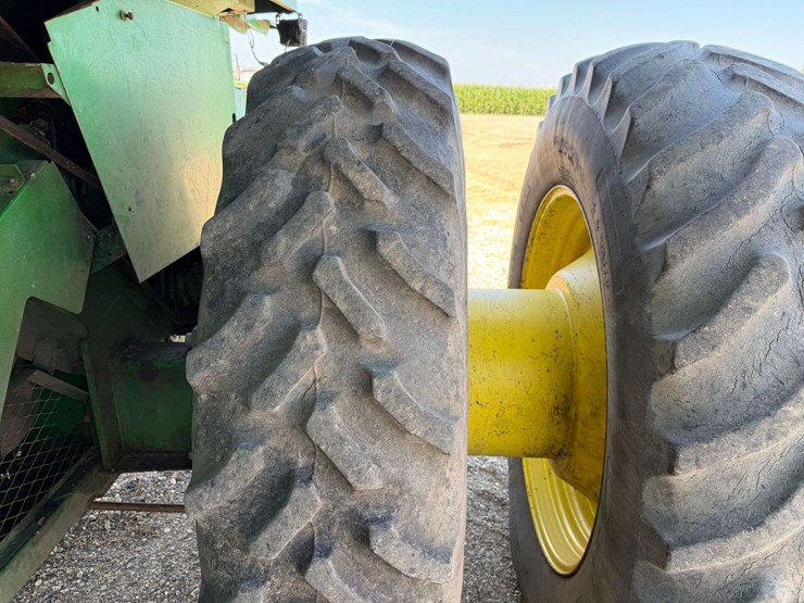 1995-john-deere-9500-image-34
