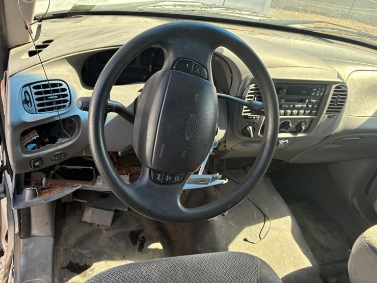 2001-ford-expedition-image-14