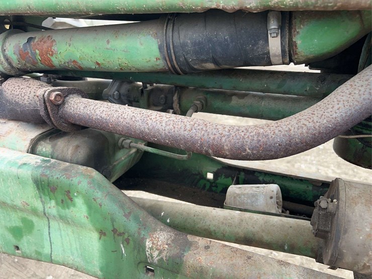 john-deere-model-b-image-22