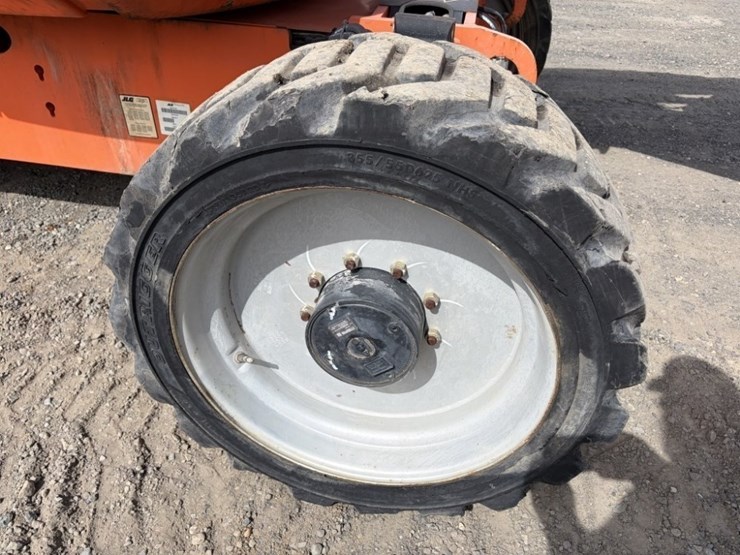 2015-jlg-600aj-image-13
