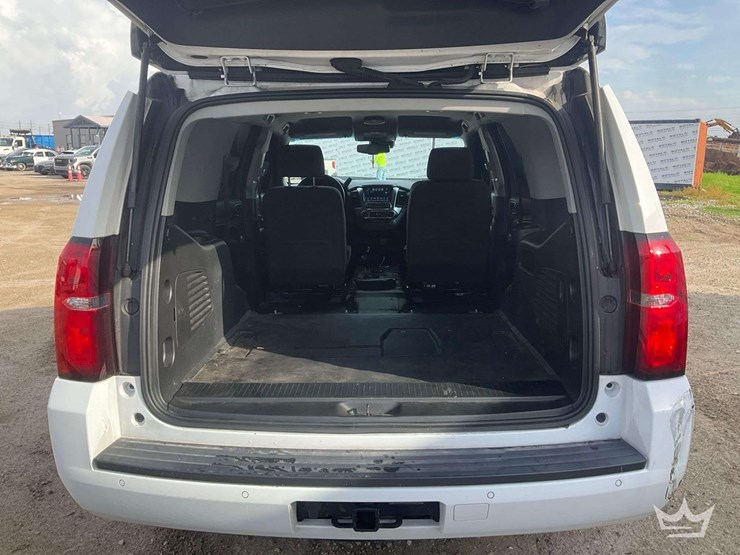 2020-chevrolet-tahoe-image-19