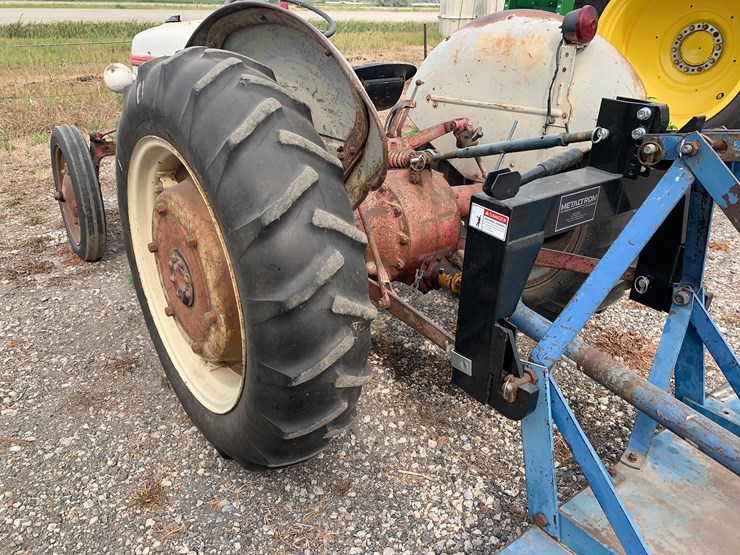 ford-tractor-image-16