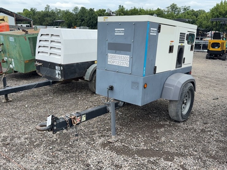 #2097-•-2019-atlas-copco-towable-3-phase-generator-image-1