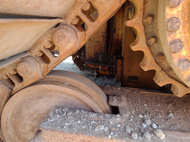 caterpillar-d6t-lgp-image-27