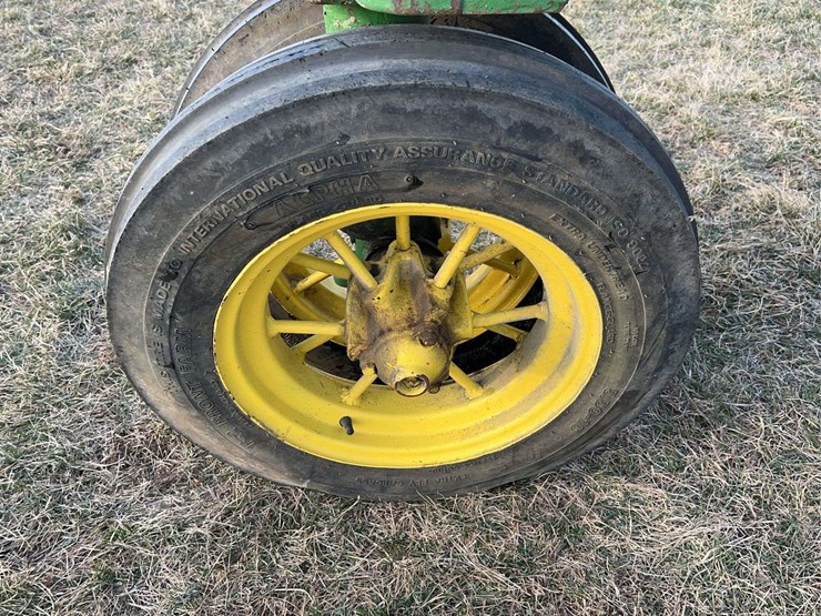 john-deere-model-a-image-15