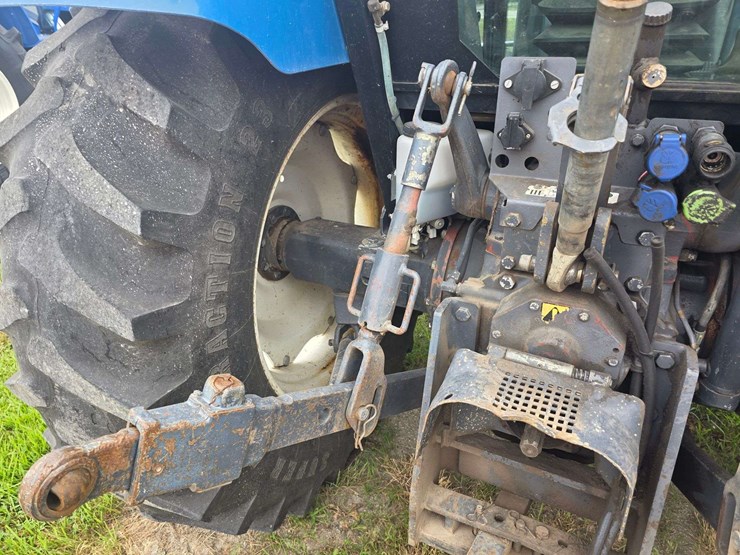 2002-new-holland-tl100-image-34