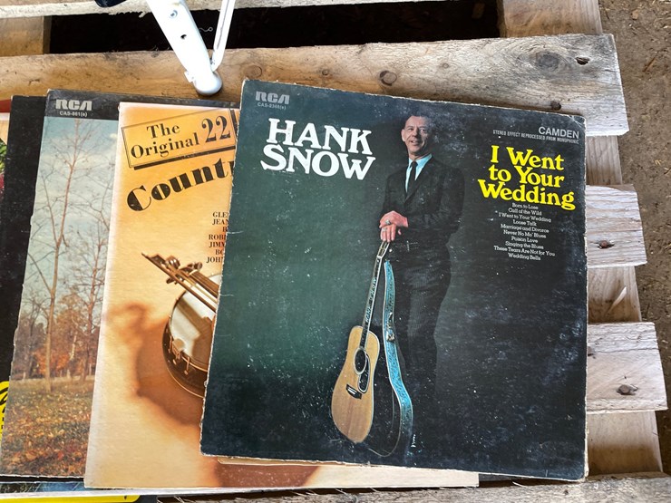 #4723-•-assortment-of-records-image-2