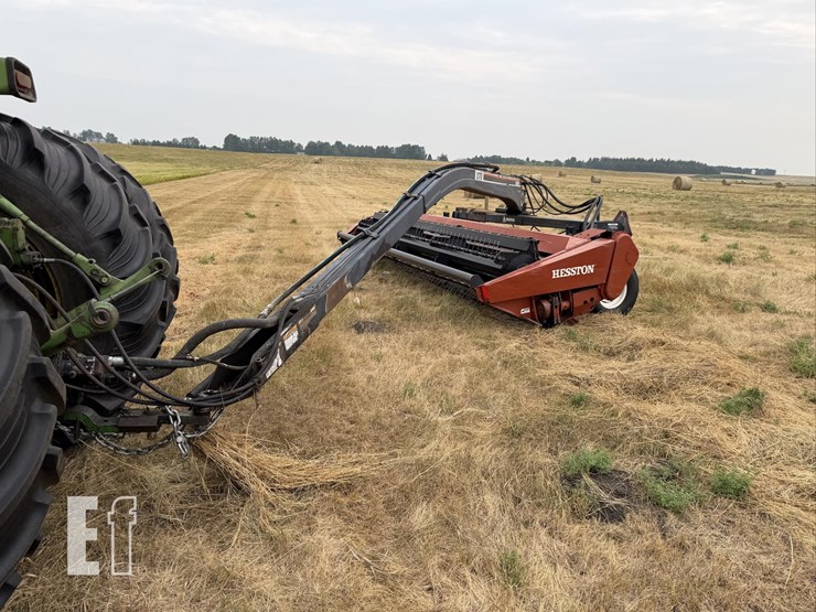 hesston-1170-image-6