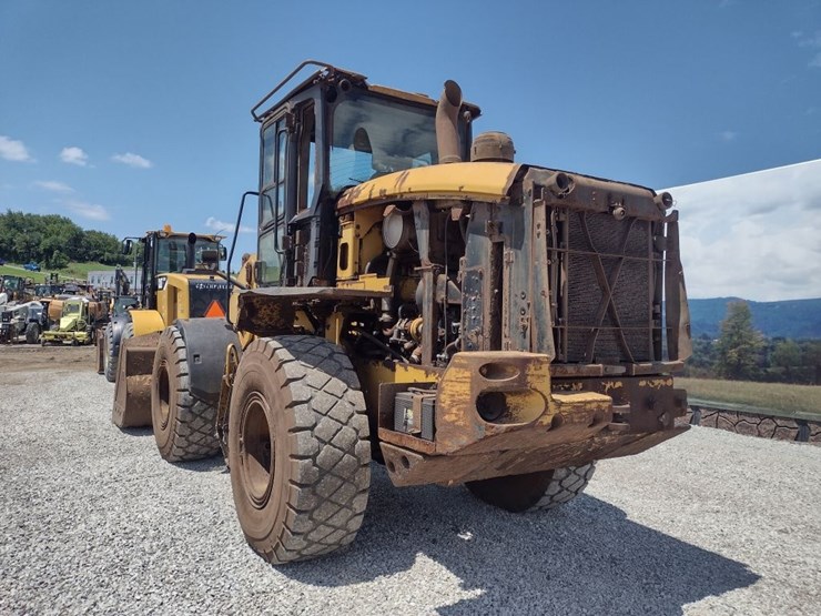 caterpillar-930k-image-40