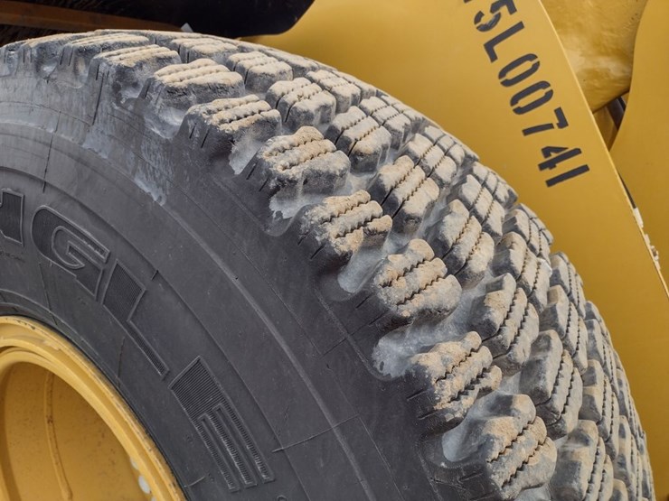 caterpillar-926m-image-29