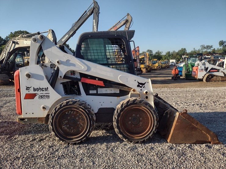 bobcat-s570-image-3