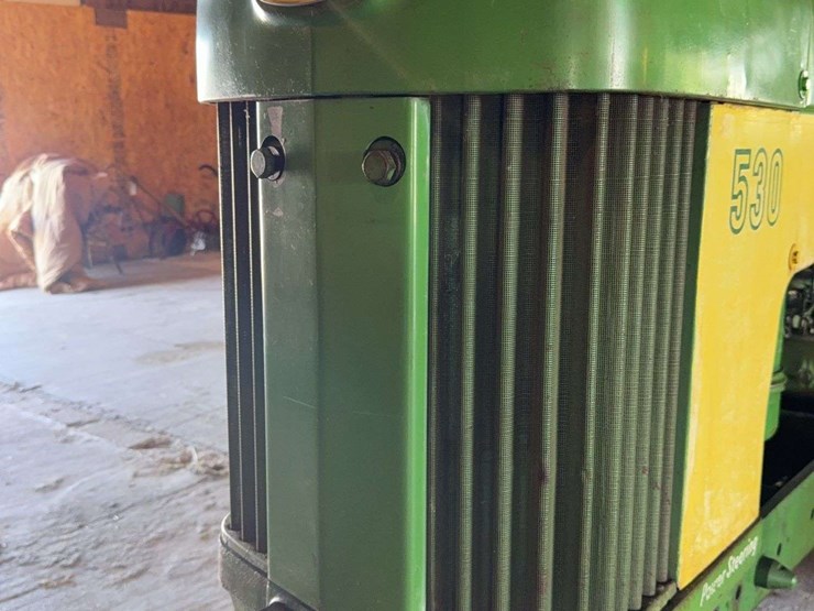 john-deere-530-image-29