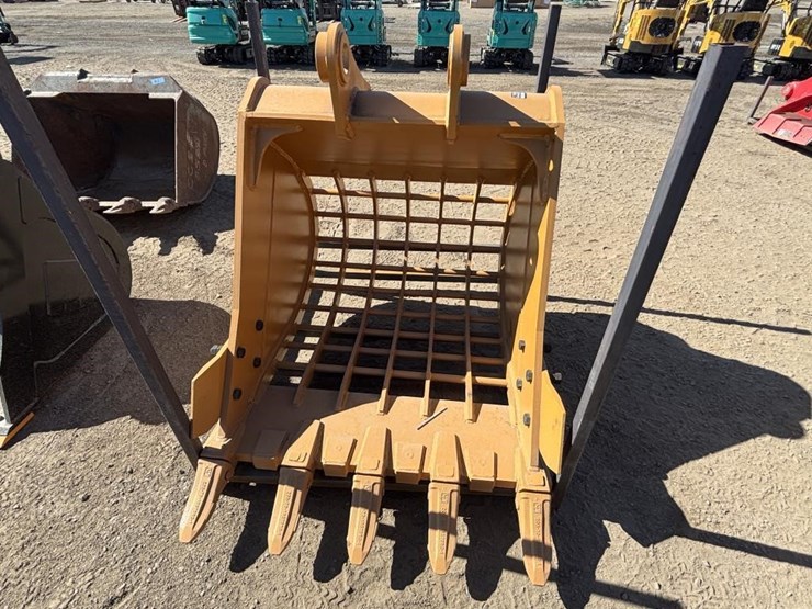 caterpillar-320-image-5