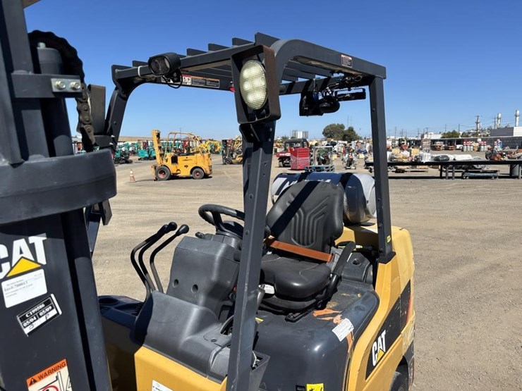 2019-caterpillar-2c6000-image-16