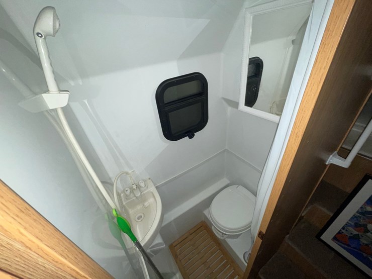 #7001-•-2018-escape-5.0-ta-5th-wheel-camper-(has-mn-title-in-dealy)-image-39