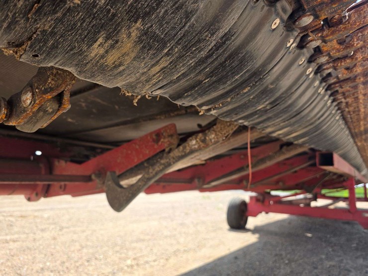 2014-case-ih-3162-image-26
