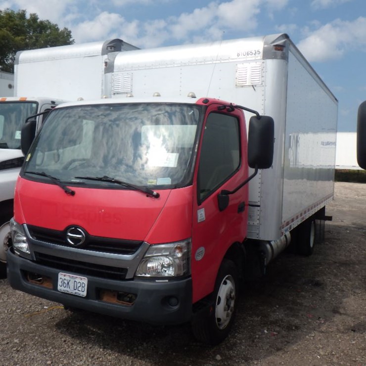2018 HINO 195