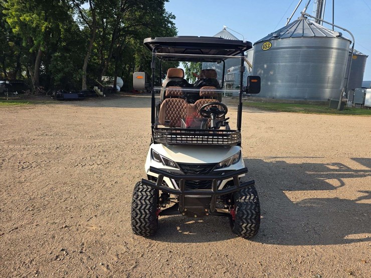 sdlg80-electric-golf-cart,-1.3-miles-(will-go-up),-60v-motor,-4-passenger,-approx-battery-range:-50-image-5
