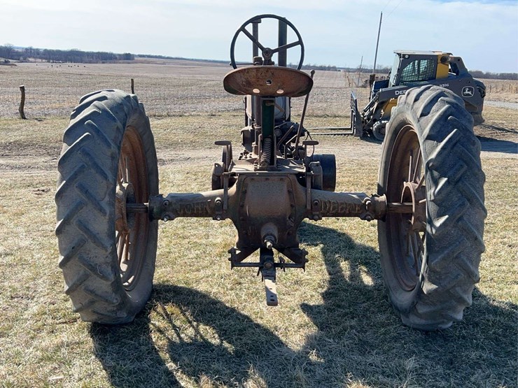 john-deere-model-b-image-4
