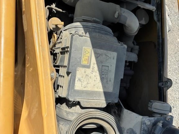 2008-caterpillar-430e-image-25