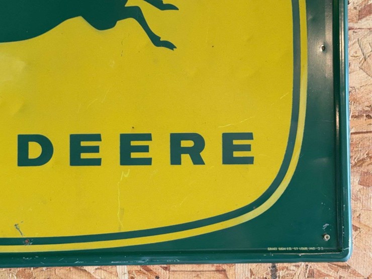 john-deere-four-legged-reflective-sign-image-7