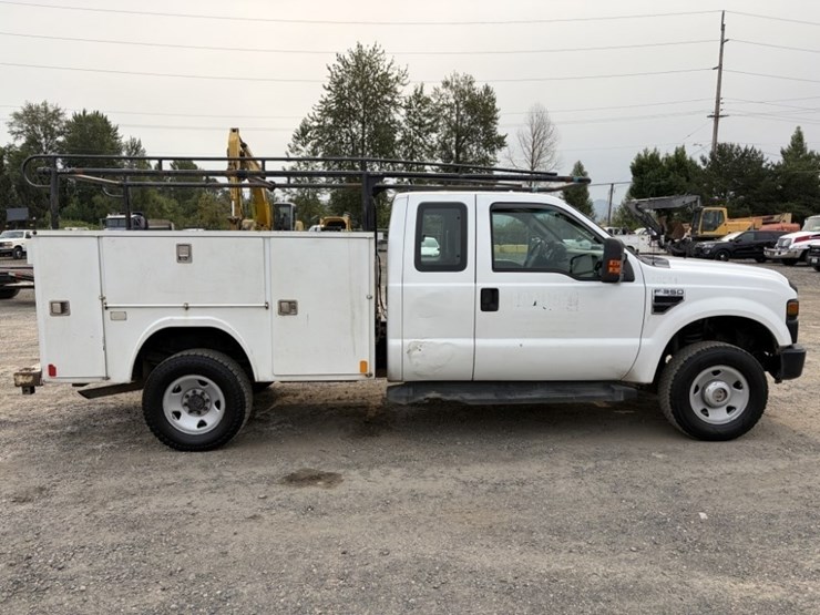2009-ford-f350-xl-image-3