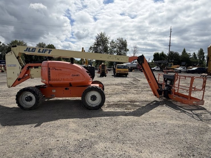2015-jlg-600aj-image-3