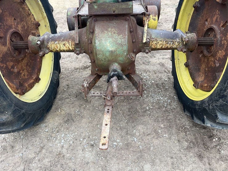 john-deere-model-a-image-32