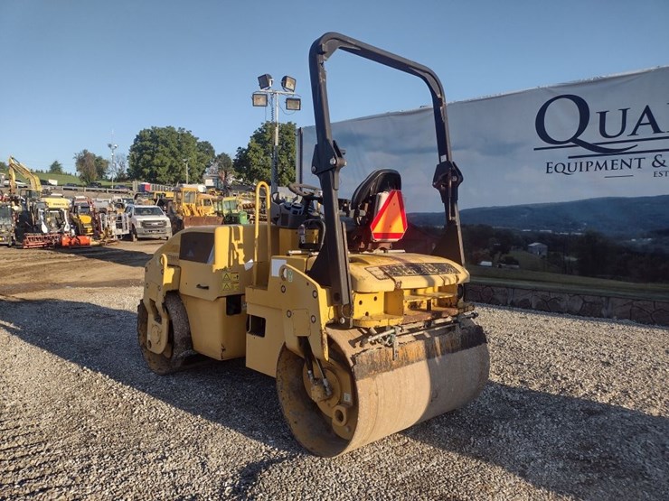 caterpillar-cb34xw-image-32