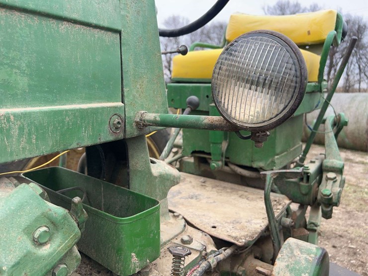 john-deere-70-image-45