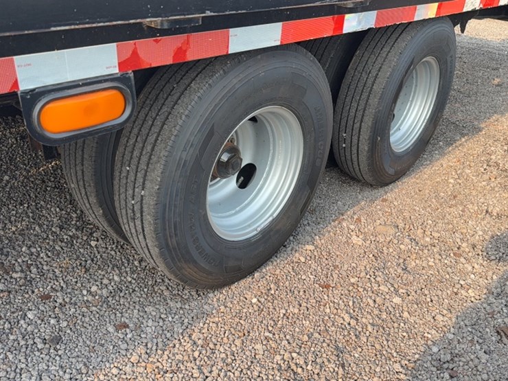 #3049-•-2006-albright-33'-gooseneck-trailer-image-8