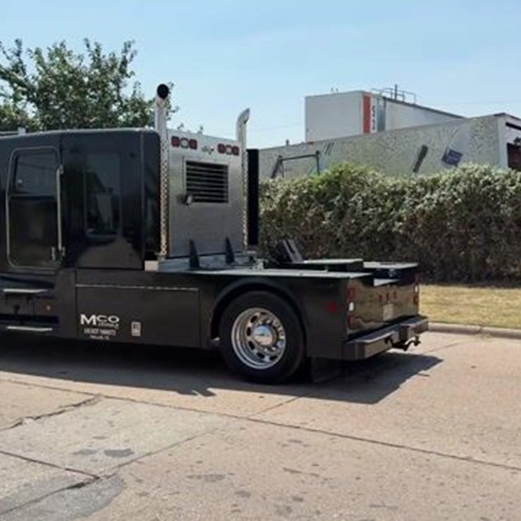 2007 PETERBILT 335