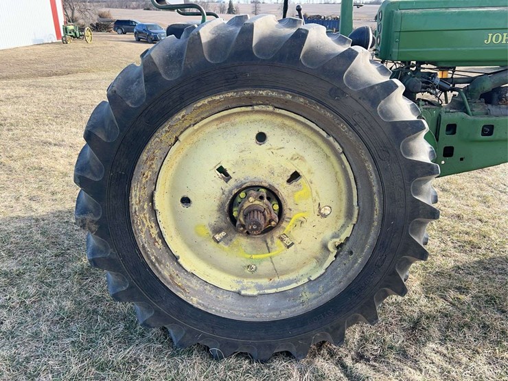 john-deere-model-a-image-32