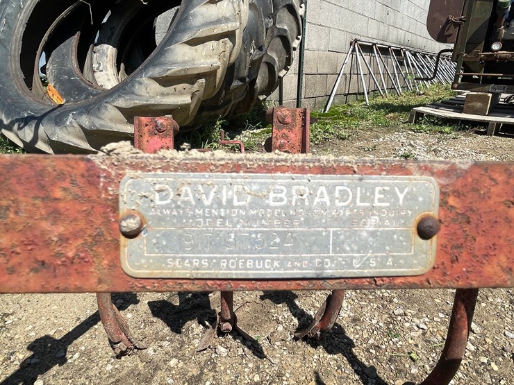 #4697-•-david-bradley-snow-pusher-image-27