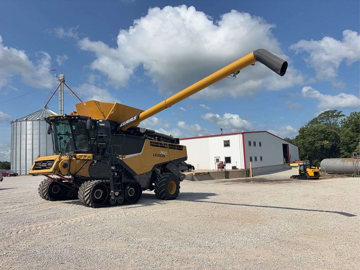 2021-claas-lexion-760-image-2