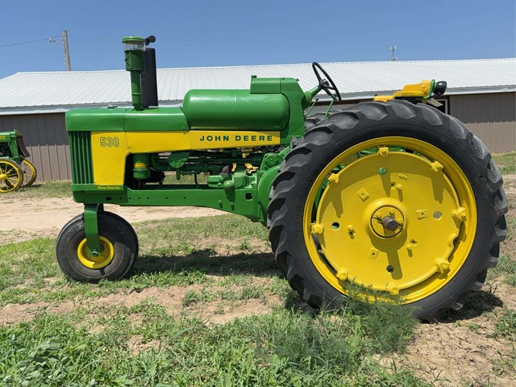 john-deere-530-image-2