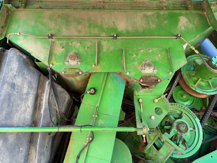1995-john-deere-9500-image-30