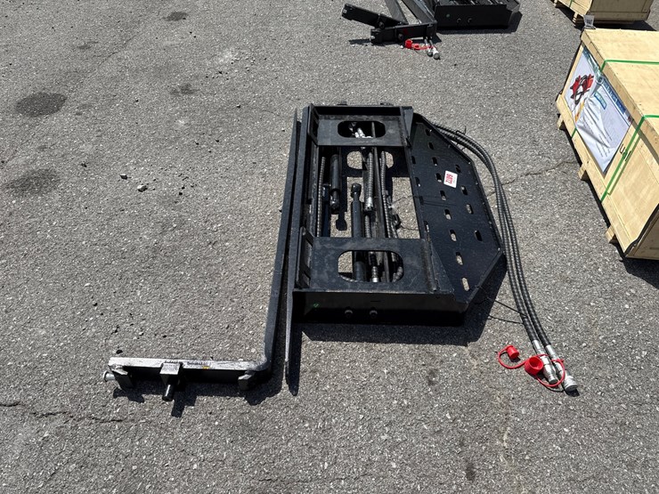 #6072-•-60"-skid-steer-hyd-sliding-pallet-forks-image-2