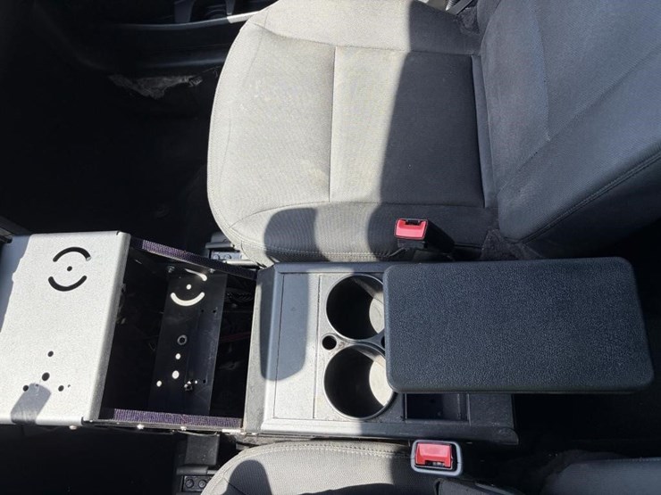 2018-ford-explorer-image-17