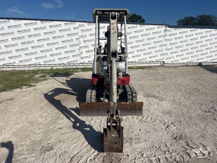 2019-takeuchi-tb216-image-21