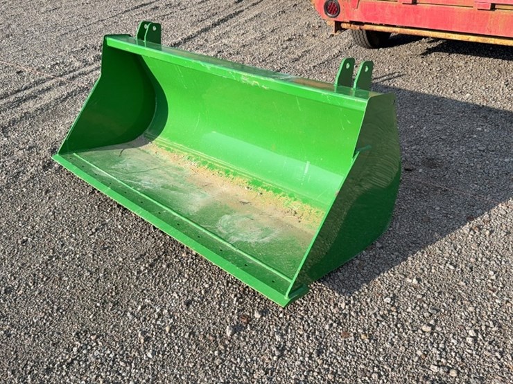 john-deere-72-image-2