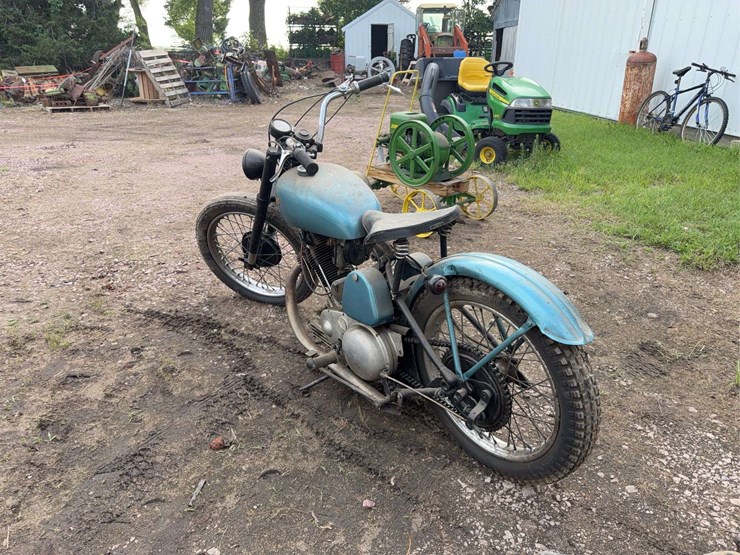 panther-motorcycle-image-7