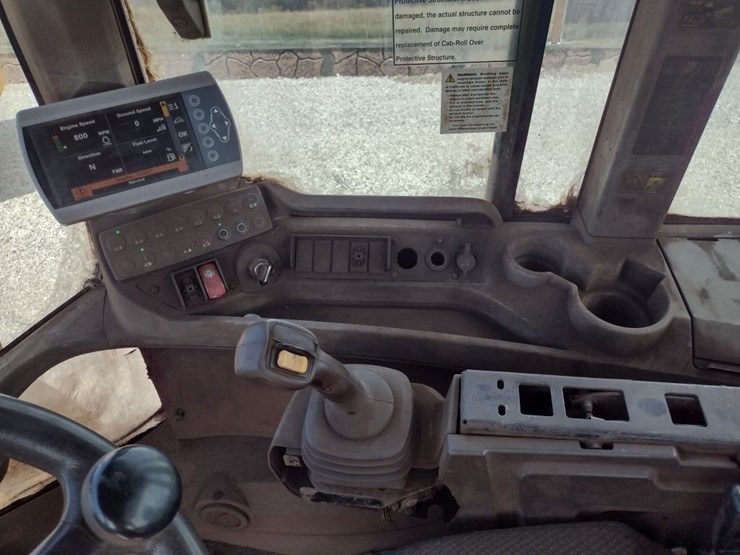 caterpillar-930k-image-8