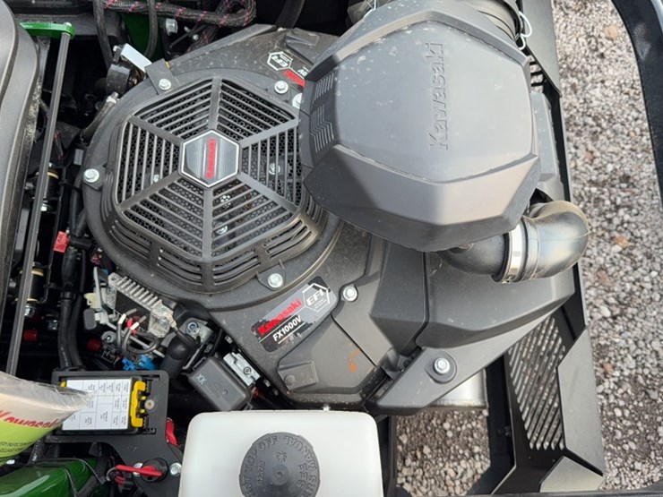#3074-•-yakta-yxr-910-zero-turn-mower-image-11