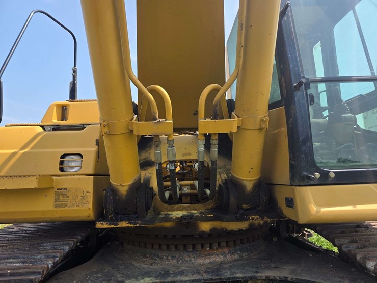 2002-caterpillar-345b-image-37