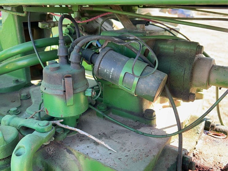 john-deere-620-image-33