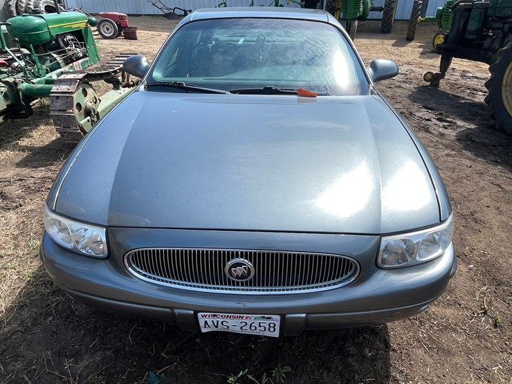 #4682-•-2005-buick-lesabre-(no-title,-for-parts)-image-2