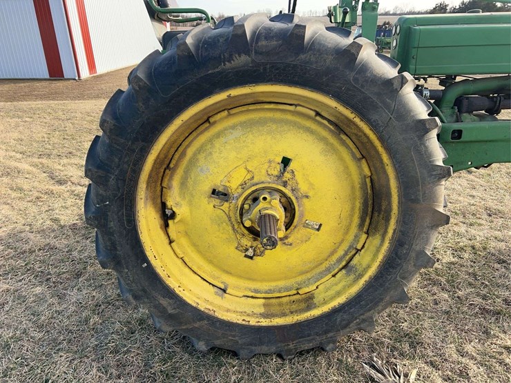 john-deere-model-b-image-28